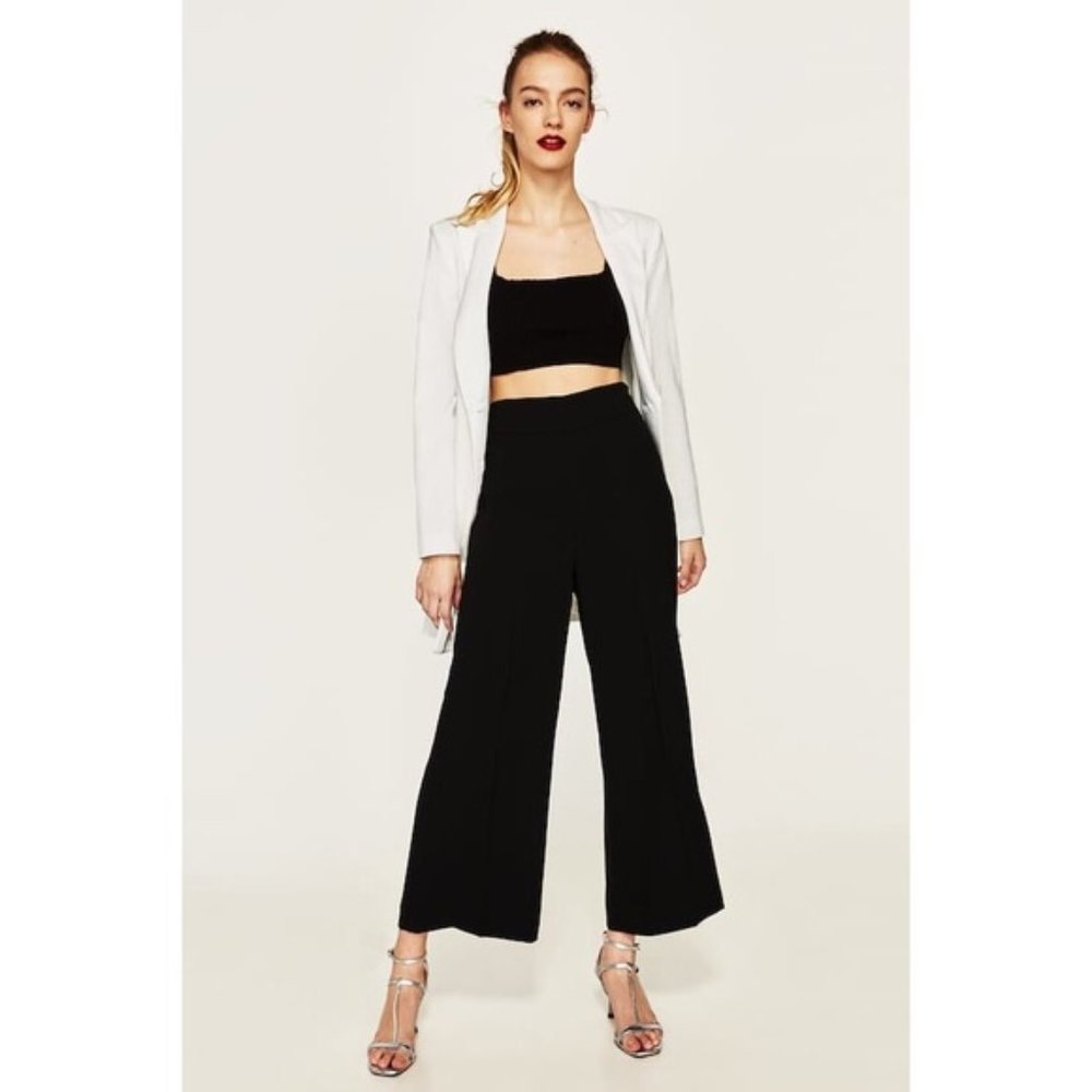 Zara Wide Leg Cropped Trousers - XL but run small